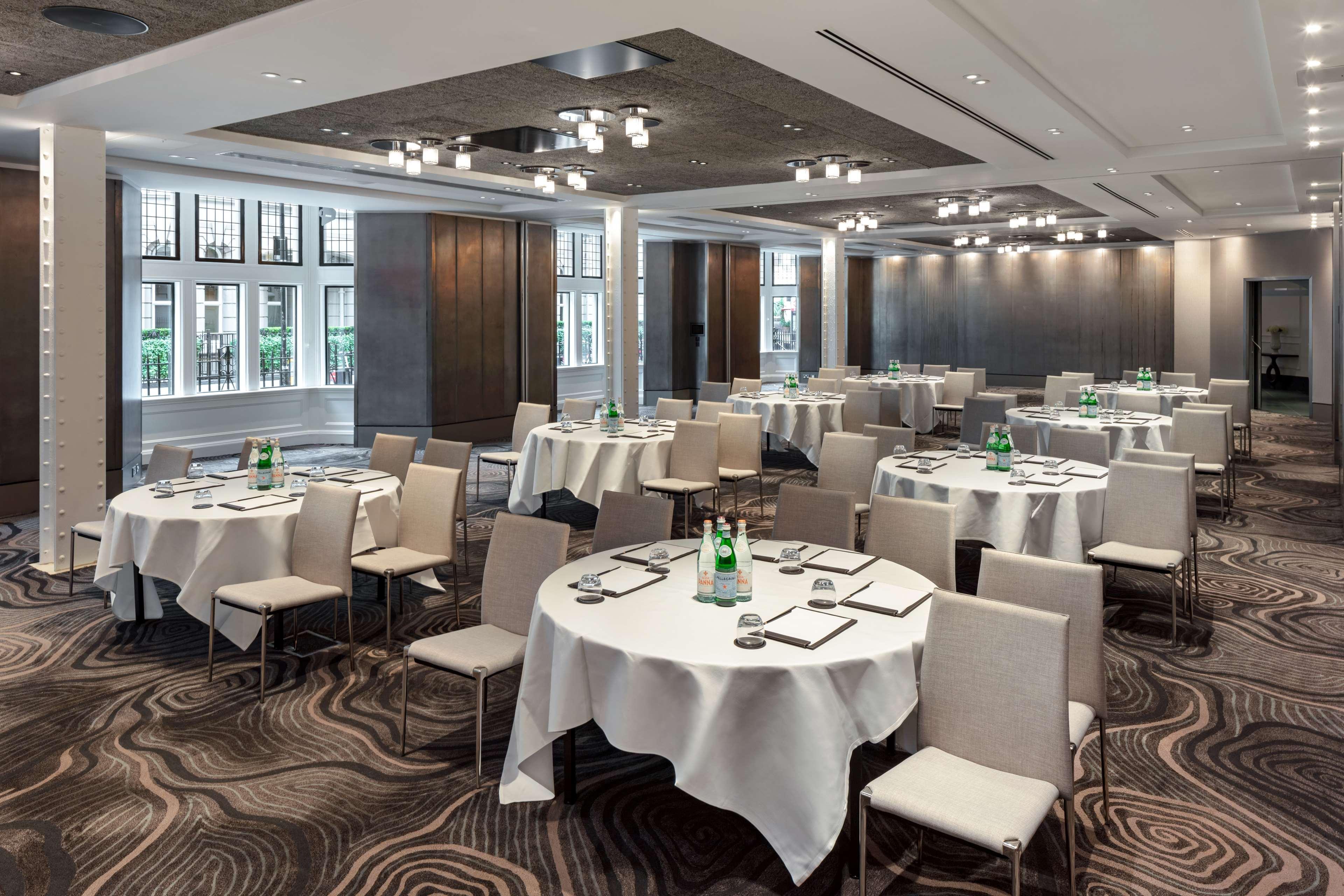 Radisson Blu Hotel, London Bloomsbury المظهر الخارجي الصورة