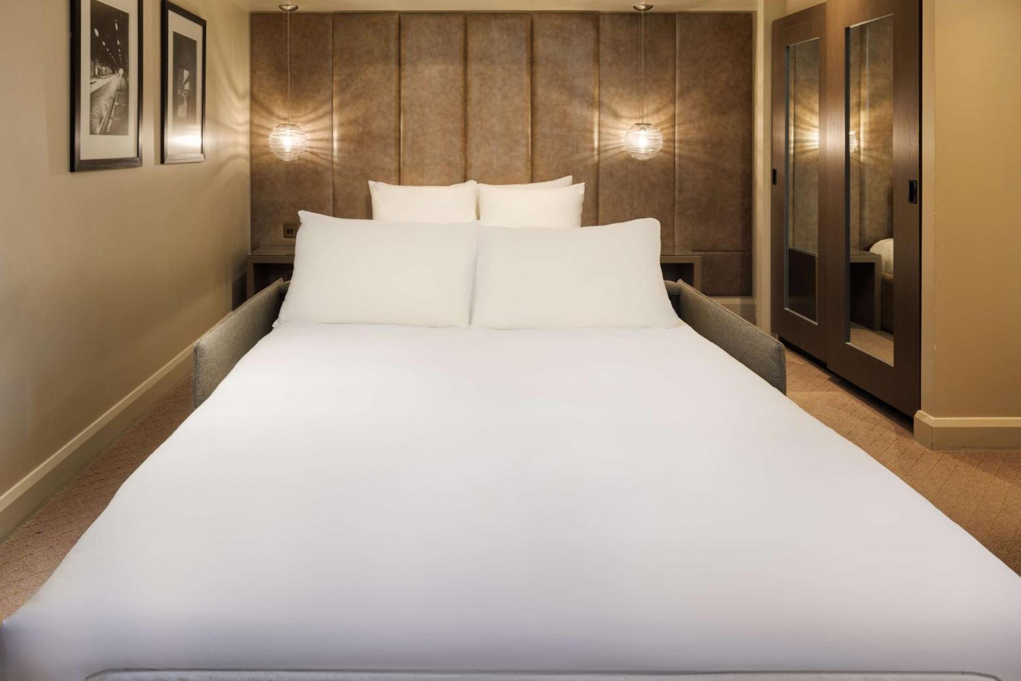 Radisson Blu Hotel, London Bloomsbury المظهر الخارجي الصورة